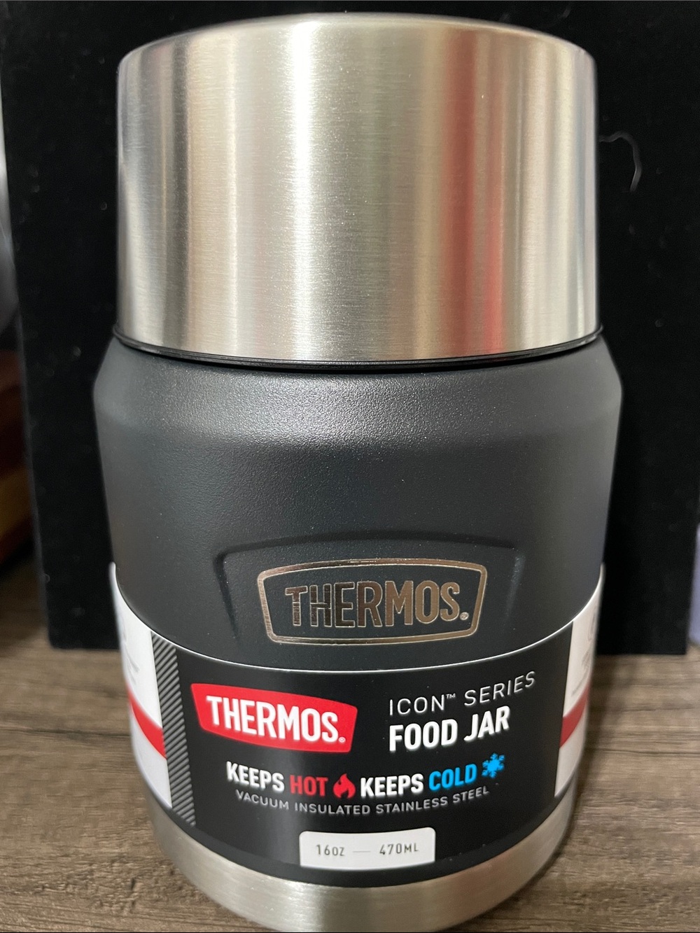 Thermos Black and Silver Insulated Food Jar